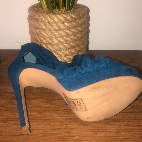 Shoe Republic LA heels - Picture 4 of 8